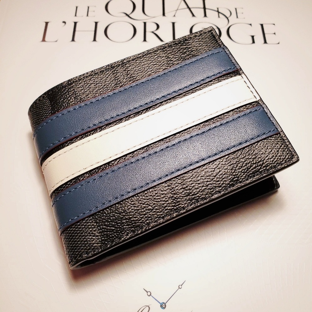 Coach Billfold Wallet